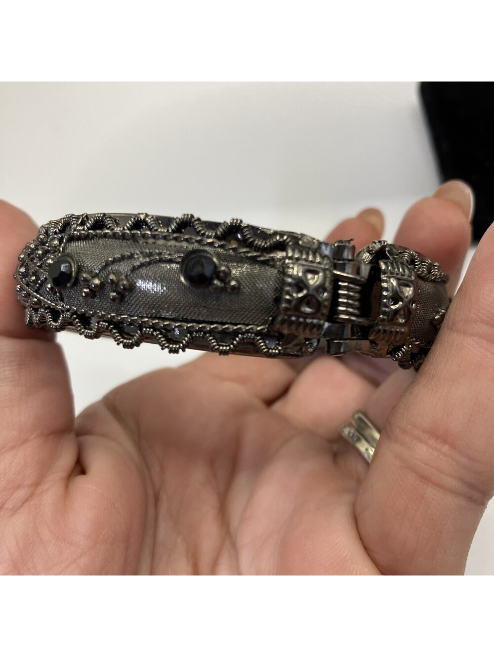 VTG Black Rhinestone Spring Bracelet - Picture 4 of 10